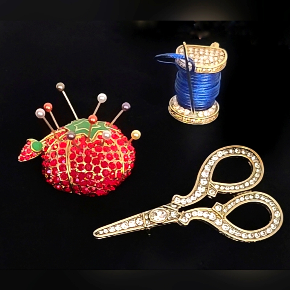 AUTHENTIC Heidi Daus 3 Pin set Sewing Notions - MOMS DAY!